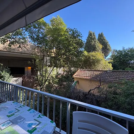 Climatise 2/3 Pers, Balcon, A 50m De La Et 200m Du Centre-ville De Saint-raphael - Fr-1-466a-49